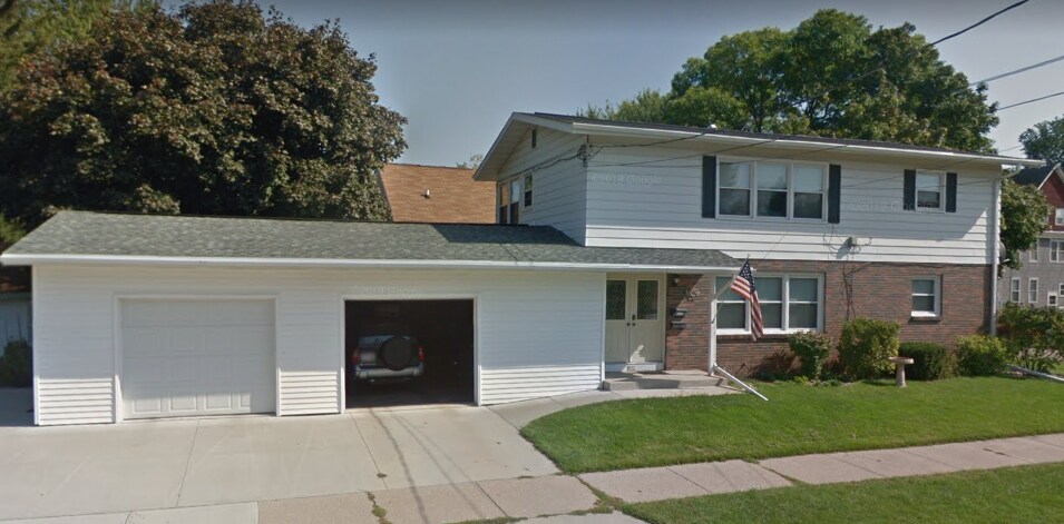 Primary Photo - 802 Eastman St