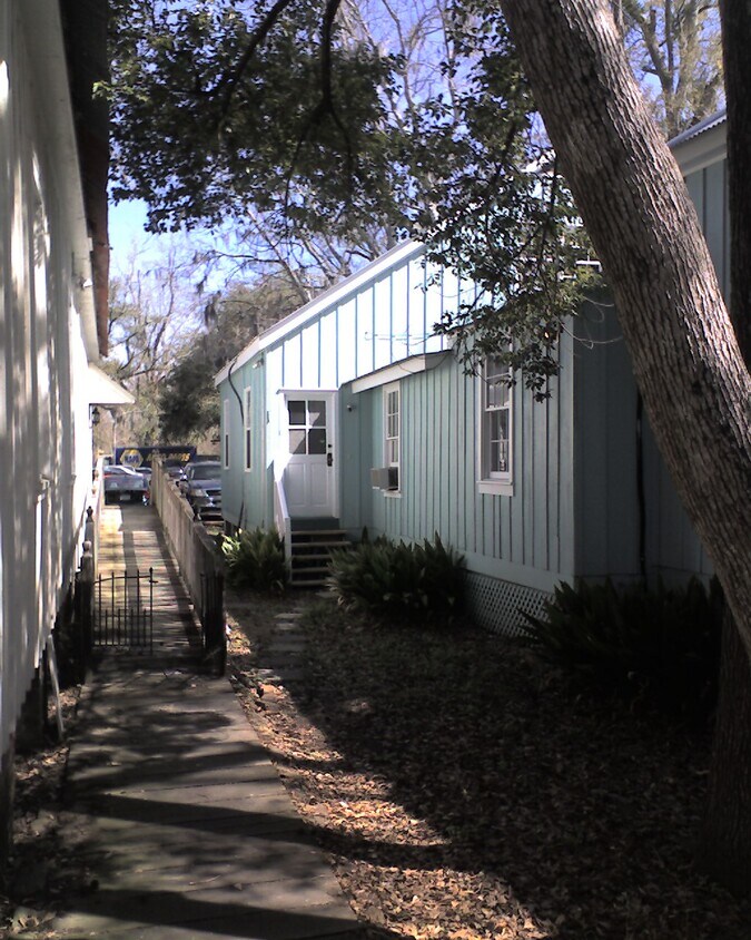 Entrance to the Apartment - 214 Lee Ln