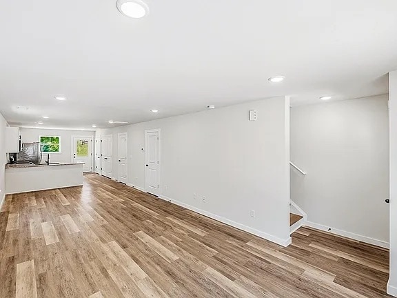 Building Photo - 259 Vanderbilt Rd