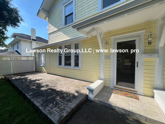 Foto del edificio - Charming Grandin Court House with Detached Garage and In Law Suite