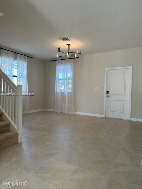 Building Photo - 5 br, 3 bath House - 11866 SW 244th St