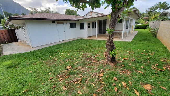 Photo - Crown Terrace single story with attached s... House