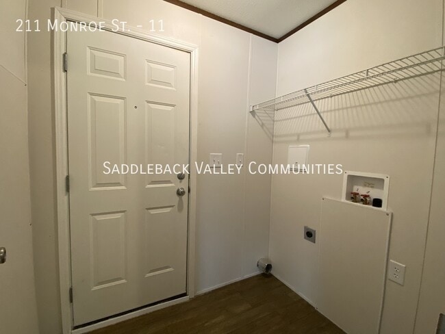 Foto del edificio - 211 Monroe St