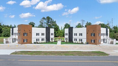 Building Photo - 270 Bruce Cir