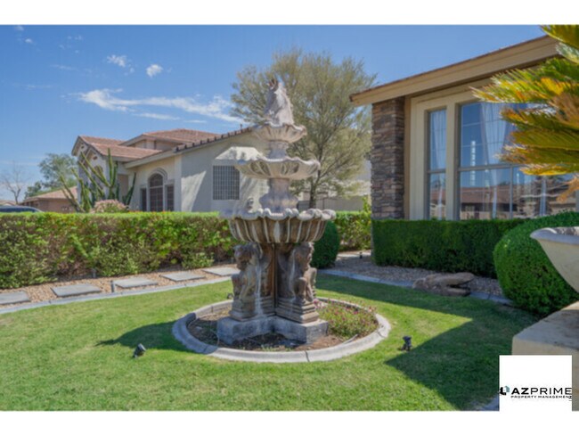 Foto del edificio - Magnificent 5/3.5 Litchfield Park Home - L...