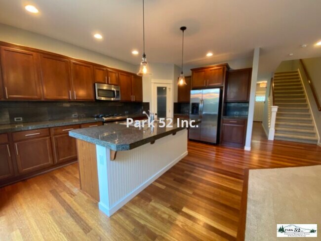 Foto del edificio - 8420 155th St Ct E