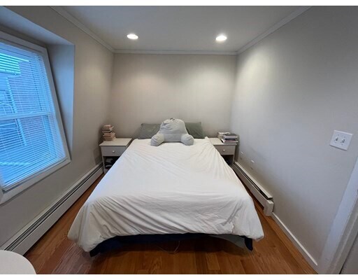 Primary Photo - 7 Burrill Pl