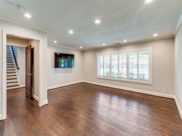 Building Photo - 4432 Willow Ln