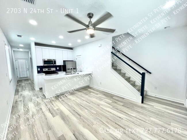 Foto del edificio - 3B/3BA Modern Townhouse in Ybor Area