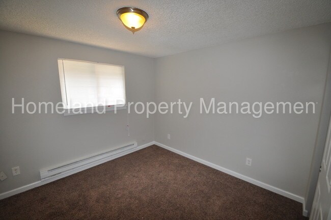 Foto del edificio - 3 Bedroom 2 Bathroom Duplex