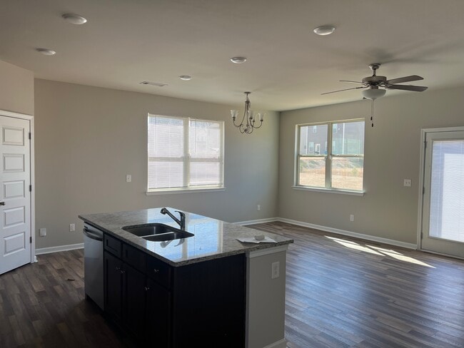 Building Photo - 2124 Birch Mountain Run