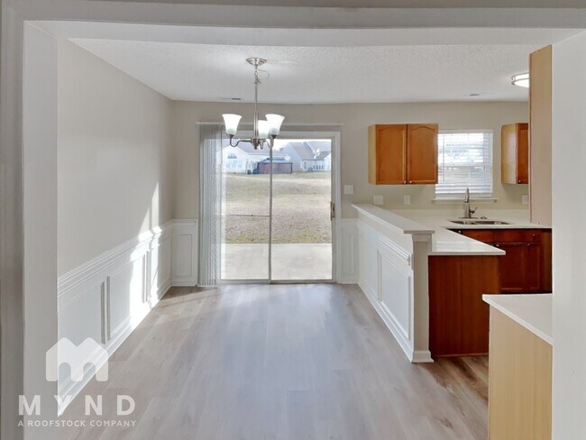 Foto del edificio - 4505 Capstone Dr