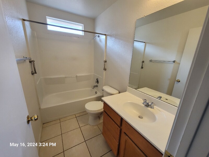 Building Photo - 7824 Latir Mesa Rd NW
