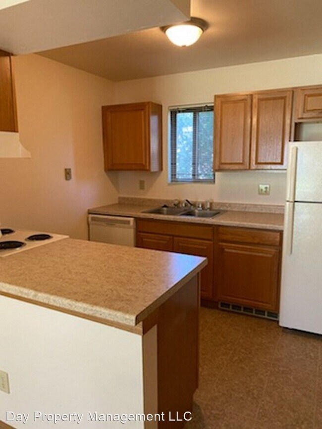 Building Photo - 410 Bicentennial Ct