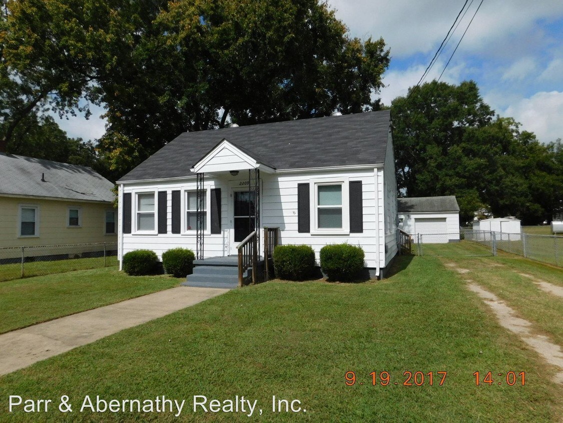 Foto principal - 2209 Lee St