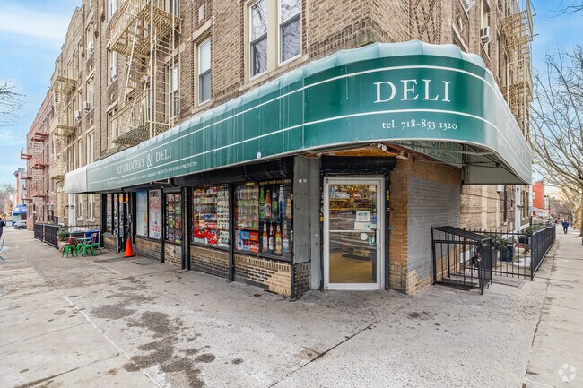Building Photo - 4015 7th Ave