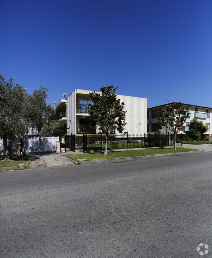 Foto del edificio - 337 S Serrano Ave
