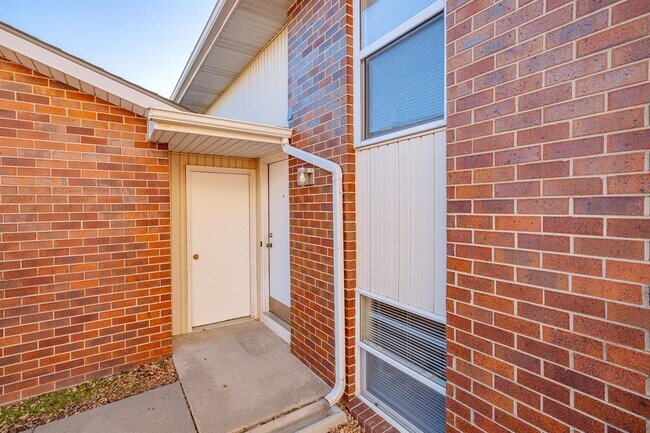 Foto del edificio - 3421 Portia St