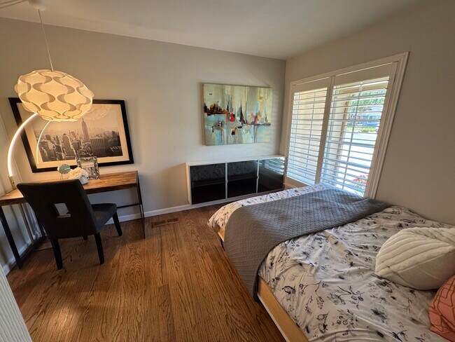 Foto del edificio - 1347 Vintner Way