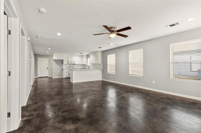 Building Photo - 933 Rice St