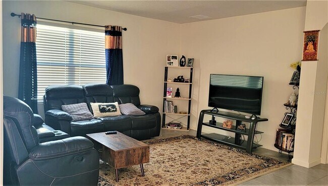 Foto del edificio - 978 Remington Green Dr SE