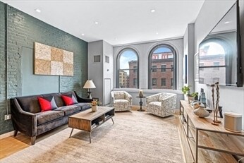 Foto principal - 346 Congress St