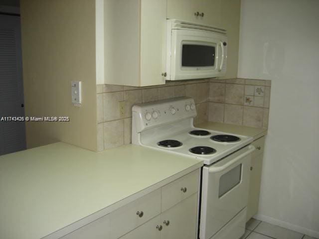 Foto del edificio - 10744 N Kendall Dr