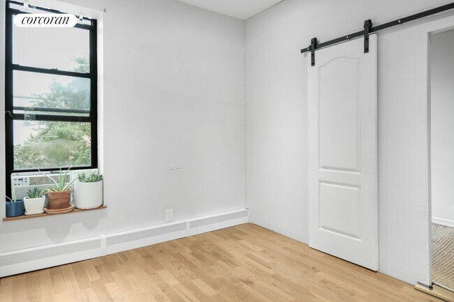 Foto del edificio - 255 Clifton Pl