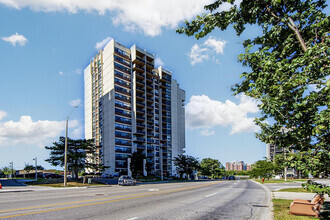 Building Photo - Premier Court Apartments