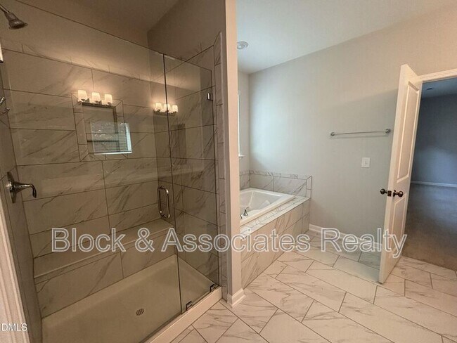 Foto del edificio - 2105 Goudy Dr