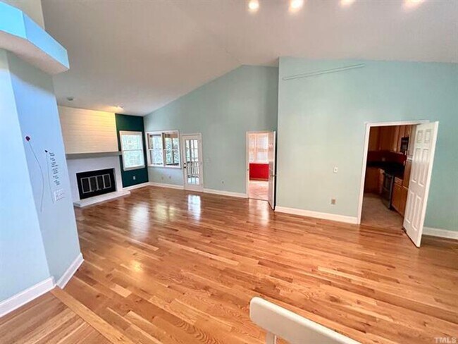 Building Photo - 119 Tiercel Ct