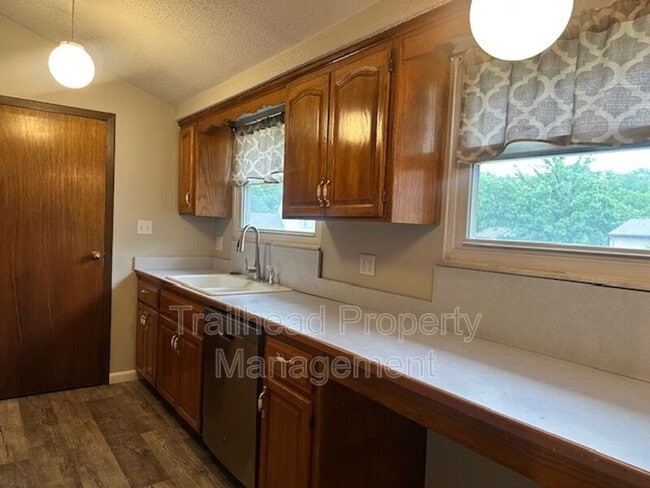 Building Photo - 1035 NW 70th Ct