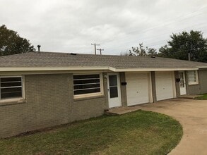 Building Photo - 2306 62nd St