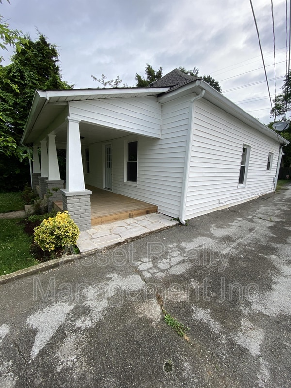 Photo - 2630 Copeland St Apartment