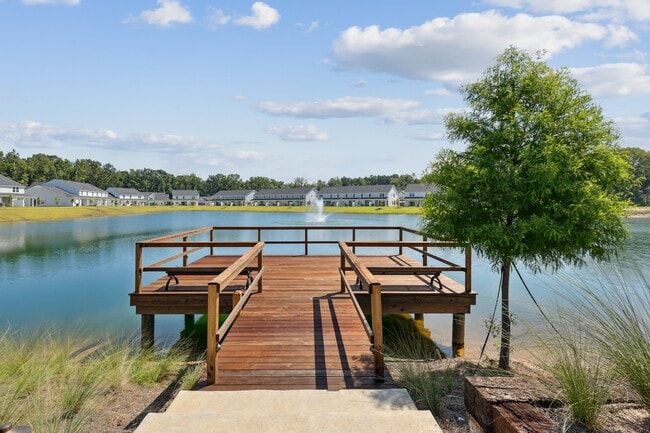 Building Photo - Clear Lake Reserve Townhomes