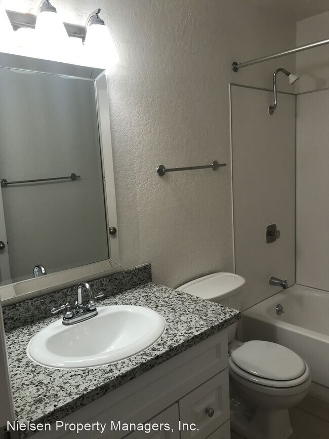 Foto del edificio - 2709 D St