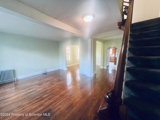 Foto del edificio - 316 Putnam St