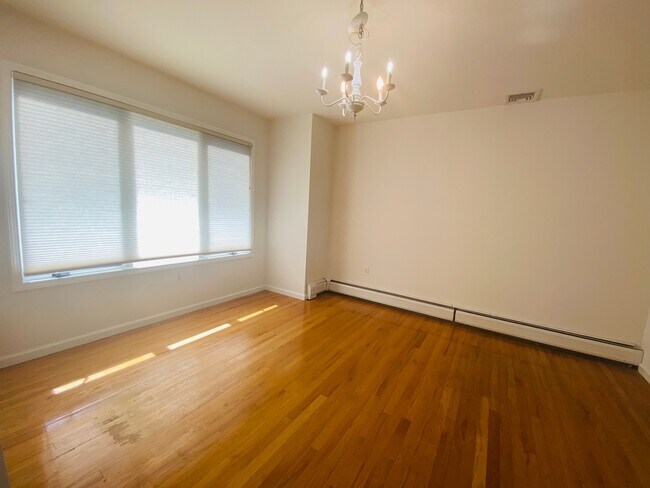 Foto del edificio - 124A E Palisades Blvd