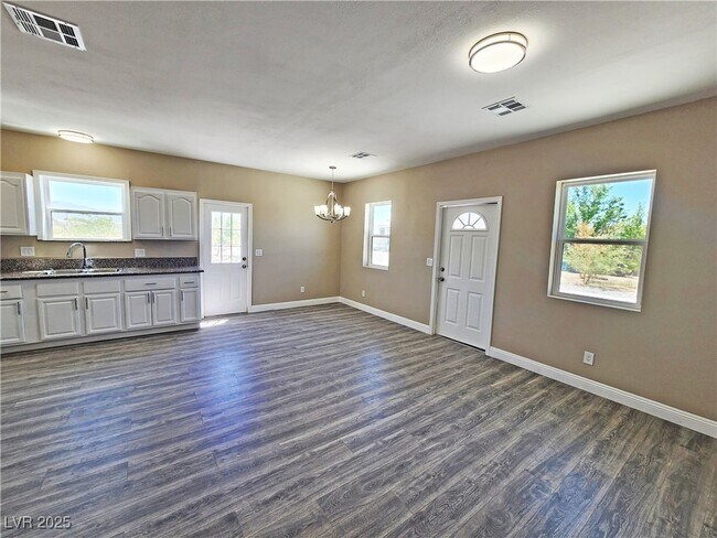 Foto del edificio - 1830 Casey Rd