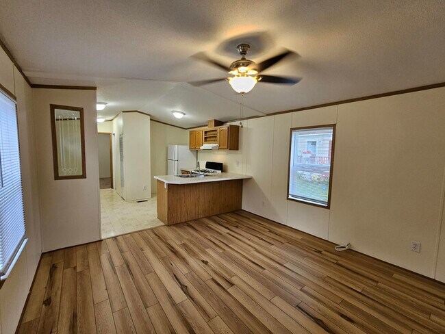 Foto del edificio - 155 Rodeo Dr