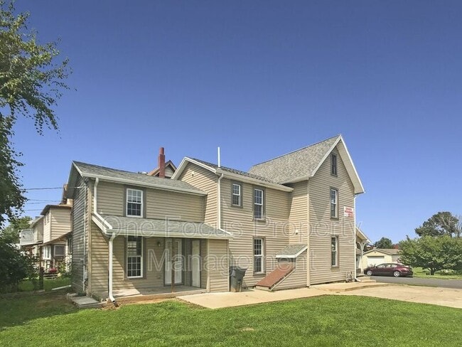Building Photo - 297 S Jones St