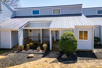 Building Photo - 289 Clearview Ct