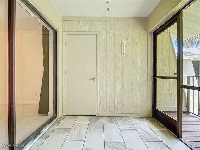 Building Photo - 28120 Pine Haven Way