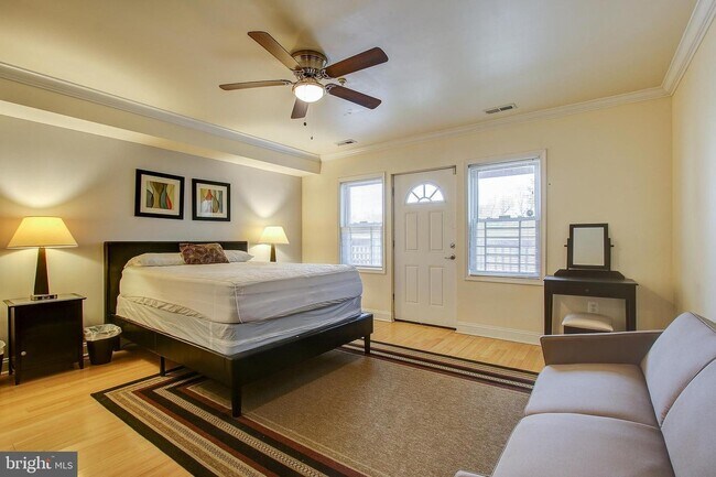 Foto del edificio - 2443 25th St SE