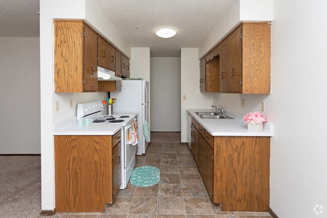 1BR, 1BA - Silver Leaf South Fargo