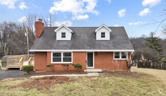 Building Photo - 203 S Elm Grove Ave