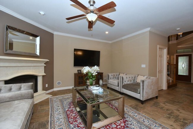Foto del edificio - 4338 Lake Walk Ct
