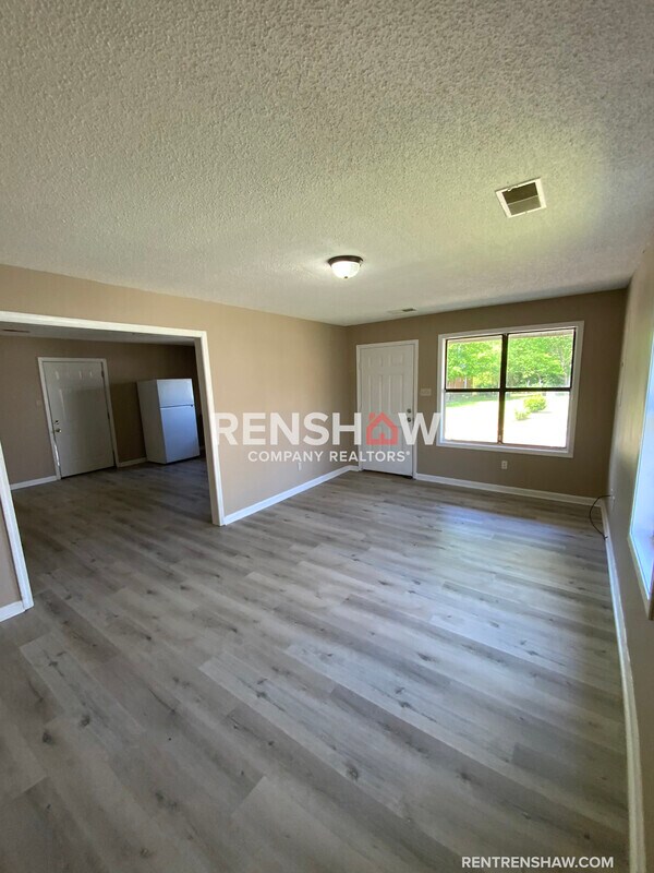 Foto del edificio - 204 Harton Ave