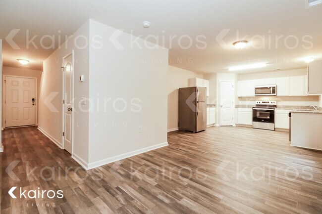 Building Photo - 1257 Camp Viking Rd