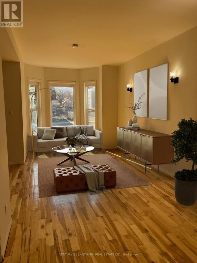 Building Photo - 29 Everett St